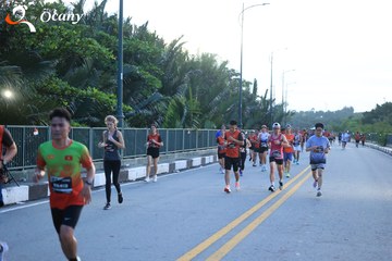 RUN TO LIVE 2025 - Ảnh #3266053