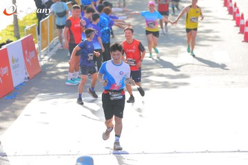 RUN TO LIVE 2025 - Ảnh #3193978