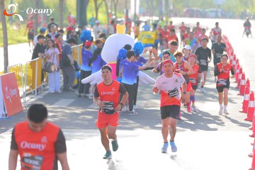 RUN TO LIVE 2025 - Ảnh #3193248
