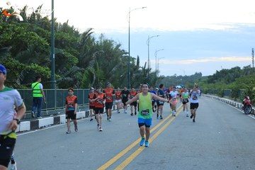 RUN TO LIVE 2025 - Ảnh #3282202