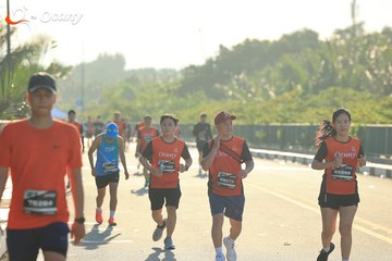 RUN TO LIVE 2025 - Ảnh #3302935