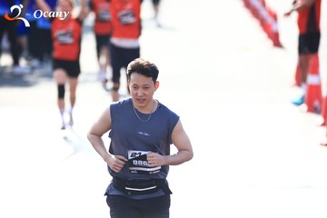 RUN TO LIVE 2025 - Ảnh #3208506