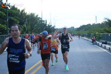 RUN TO LIVE 2025 - Ảnh #3266529