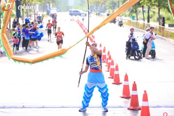 RUN TO LIVE 2025 - Ảnh #3209326