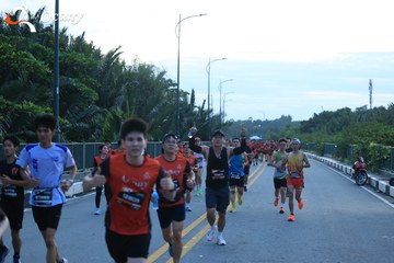 RUN TO LIVE 2025 - Ảnh #3287161