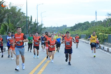 RUN TO LIVE 2025 - Ảnh #3278172