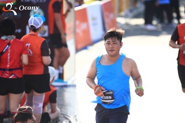 RUN TO LIVE 2025 - Ảnh #3208271