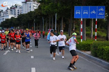 RUN TO LIVE 2025 - Ảnh #3258644