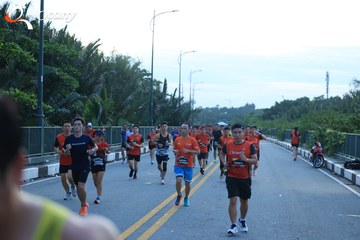 RUN TO LIVE 2025 - Ảnh #3268587