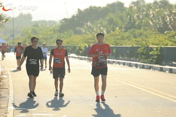 RUN TO LIVE 2025 - Ảnh #3303274