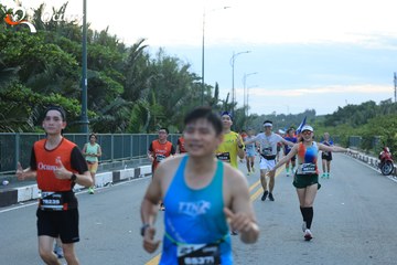 RUN TO LIVE 2025 - Ảnh #3282697