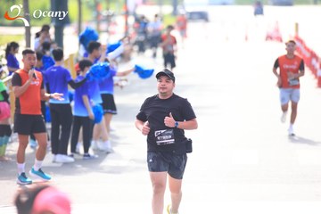 RUN TO LIVE 2025 - Ảnh #3209381