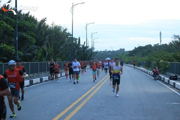 RUN TO LIVE 2025 - Ảnh #3268156