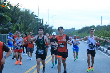 RUN TO LIVE 2025 - Ảnh #3271270