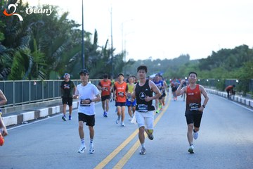 RUN TO LIVE 2025 - Ảnh #3265457