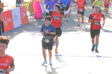 RUN TO LIVE 2025 - Ảnh #3193431