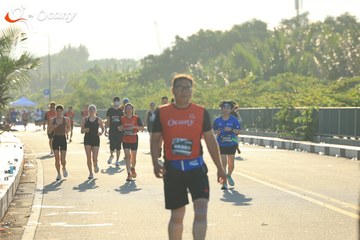 RUN TO LIVE 2025 - Ảnh #3303026