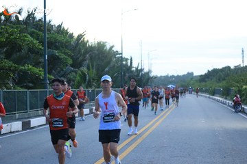RUN TO LIVE 2025 - Ảnh #3266589