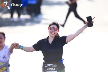 RUN TO LIVE 2025 - Ảnh #3208476
