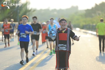 RUN TO LIVE 2025 - Ảnh #3298320