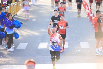 RUN TO LIVE 2025 - Ảnh #3202640