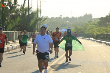 RUN TO LIVE 2025 - Ảnh #3302192