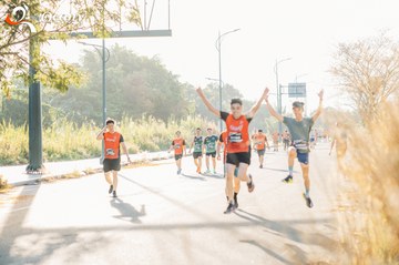 RUN TO LIVE 2025 - Ảnh #3305481