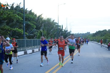 RUN TO LIVE 2025 - Ảnh #3266740
