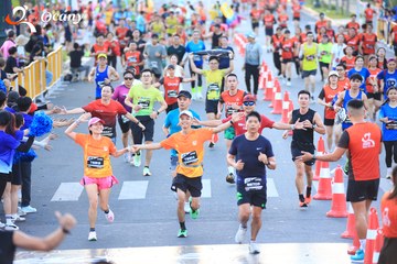 RUN TO LIVE 2025 - Ảnh #3153979