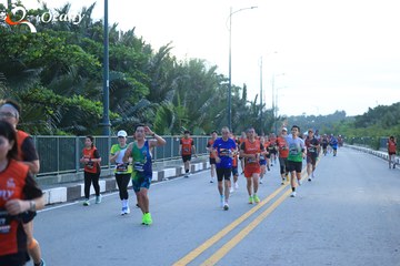 RUN TO LIVE 2025 - Ảnh #3266722