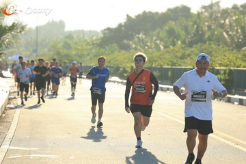 RUN TO LIVE 2025 - Ảnh #3303162