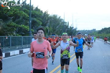 RUN TO LIVE 2025 - Ảnh #3287856
