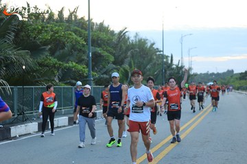 RUN TO LIVE 2025 - Ảnh #3283428