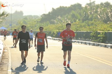 RUN TO LIVE 2025 - Ảnh #3303277