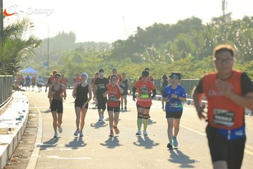 RUN TO LIVE 2025 - Ảnh #3303040