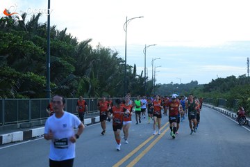 RUN TO LIVE 2025 - Ảnh #3268245