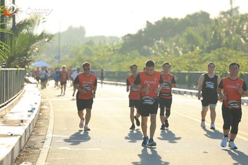 RUN TO LIVE 2025 - Ảnh #3303134