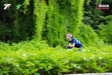 Ảnh sự kiện VIET NAM TRI FACTOR CHAMPIONSHIP x HO CHI MINH CITY CHAMPIONSHIP NĂM 2025 - 01e68bd709b6a3112d1d717c5c5dffbb.jpg