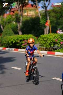 Ảnh sự kiện VIET NAM TRI FACTOR CHAMPIONSHIP x HO CHI MINH CITY CHAMPIONSHIP NĂM 2025 - 02487190d77b240cb66861928f124d33.jpg