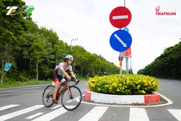 Photo VIET NAM TRI FACTOR CHAMPIONSHIP x HO CHI MINH CITY CHAMPIONSHIP NĂM 2025 - 056f78f765a0a8821af0ed359c400fe2.jpg