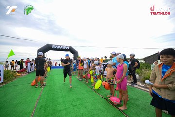 Ảnh sự kiện VIET NAM TRI FACTOR CHAMPIONSHIP x HO CHI MINH CITY CHAMPIONSHIP NĂM 2025 - 06ee23d1878d2e1973fda3329cf273c6.jpg