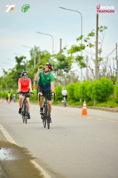 Ảnh sự kiện VIET NAM TRI FACTOR CHAMPIONSHIP x HO CHI MINH CITY CHAMPIONSHIP NĂM 2025 - 089db2a2e88d475d1b7e6e1ba0cf0a61.jpg