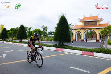 Photo VIET NAM TRI FACTOR CHAMPIONSHIP x HO CHI MINH CITY CHAMPIONSHIP NĂM 2025 - 08a4769e8422704db97bf5ae4006f900.jpg