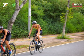 Ảnh sự kiện VIET NAM TRI FACTOR CHAMPIONSHIP x HO CHI MINH CITY CHAMPIONSHIP NĂM 2025 - 0c77ea2f4152bd31c74e3bac74b406ad.jpg