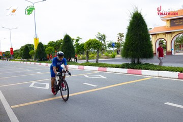 Photo VIET NAM TRI FACTOR CHAMPIONSHIP x HO CHI MINH CITY CHAMPIONSHIP NĂM 2025 - 0caffd4ffe4767b37eeac55411e21992.jpg