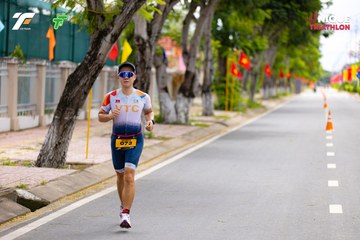 Photo VIET NAM TRI FACTOR CHAMPIONSHIP x HO CHI MINH CITY CHAMPIONSHIP NĂM 2025 - 0ce92e05a4290604075cb7d2a9b8b7a2.jpg