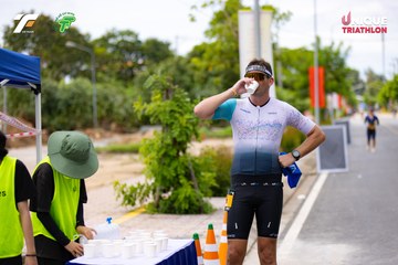 Photo VIET NAM TRI FACTOR CHAMPIONSHIP x HO CHI MINH CITY CHAMPIONSHIP NĂM 2025 - 0ed355eeb0d3ab9c2274a98fa614daf1.jpg