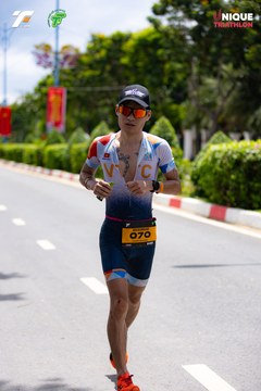 Photo VIET NAM TRI FACTOR CHAMPIONSHIP x HO CHI MINH CITY CHAMPIONSHIP NĂM 2025 - 0ff935ae226e2b5f47588fa6cb58a28c.jpg