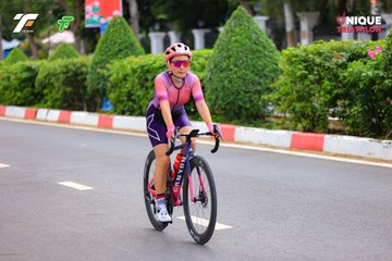 Ảnh sự kiện VIET NAM TRI FACTOR CHAMPIONSHIP x HO CHI MINH CITY CHAMPIONSHIP NĂM 2025 - 10cd920cbb0b379826d07f2d56fc5616.jpg