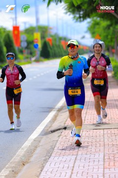 Ảnh sự kiện VIET NAM TRI FACTOR CHAMPIONSHIP x HO CHI MINH CITY CHAMPIONSHIP NĂM 2025 - 13407ab1d41e9c3372351982602dee88.jpg